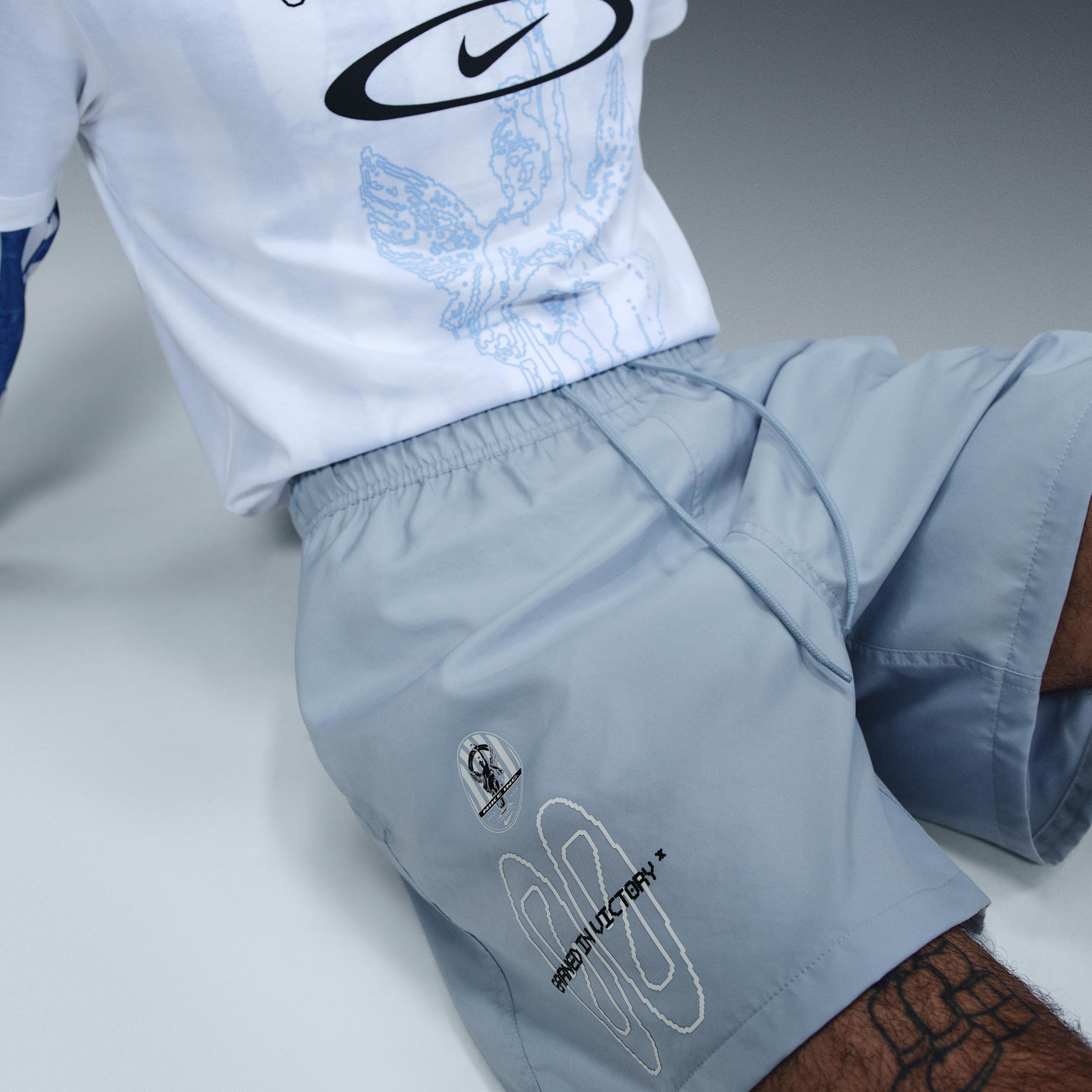 Nike Men's Club Flow Shorts Product Image