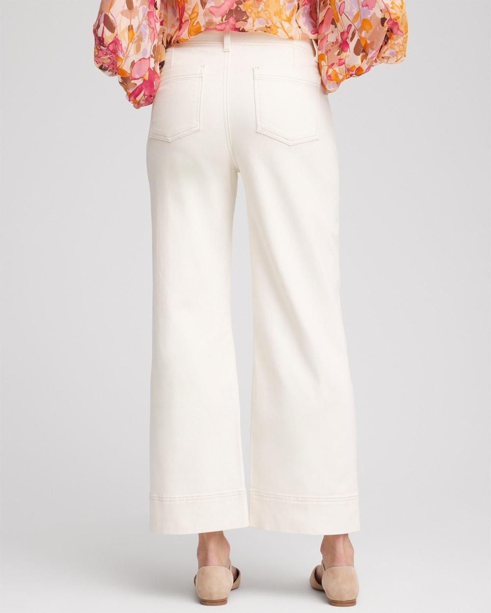 Pull-On Wide-Leg Cropped Jeans Product Image