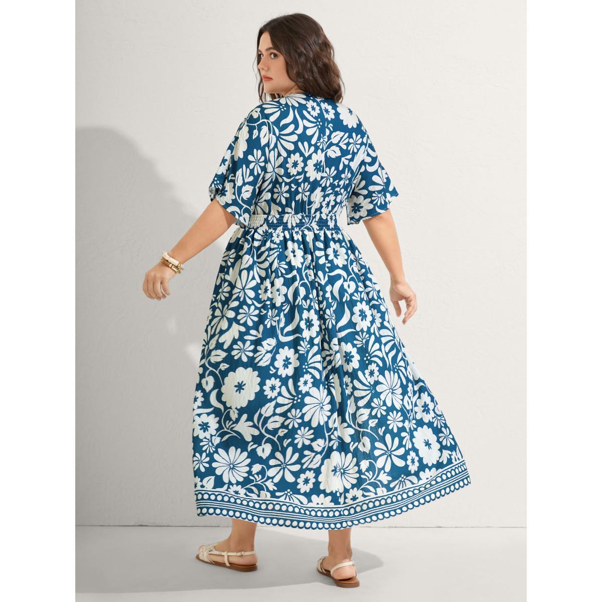 Plus Size Large Floral Print Pockets Midi Dress DarkGreen Women Slit V-neck Short sleeve Curvy BloomChic 26/4X Product Image