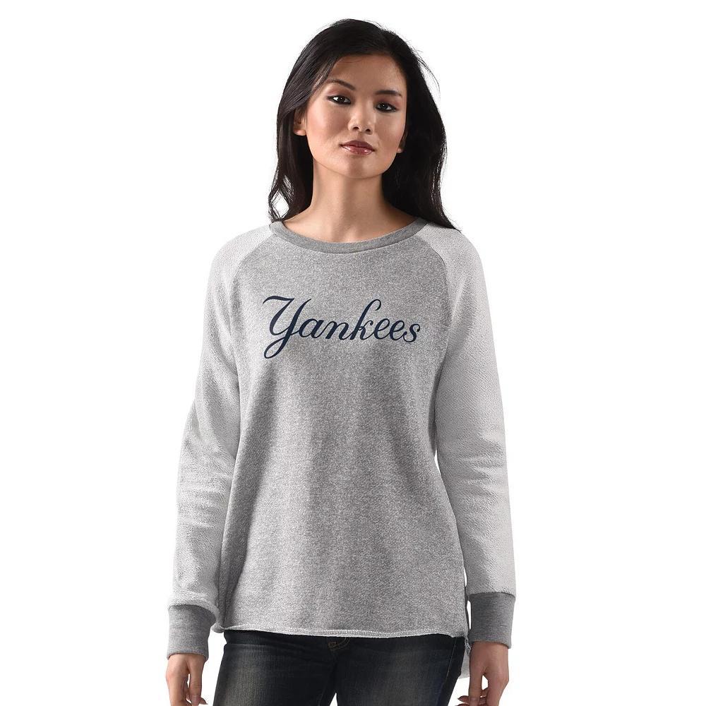 Women's G-III 4Her by Carl Banks  Heather Gray New York Yankees Gridiron Raglan Pullover Sweatshirt, Size: Large, Grey Product Image