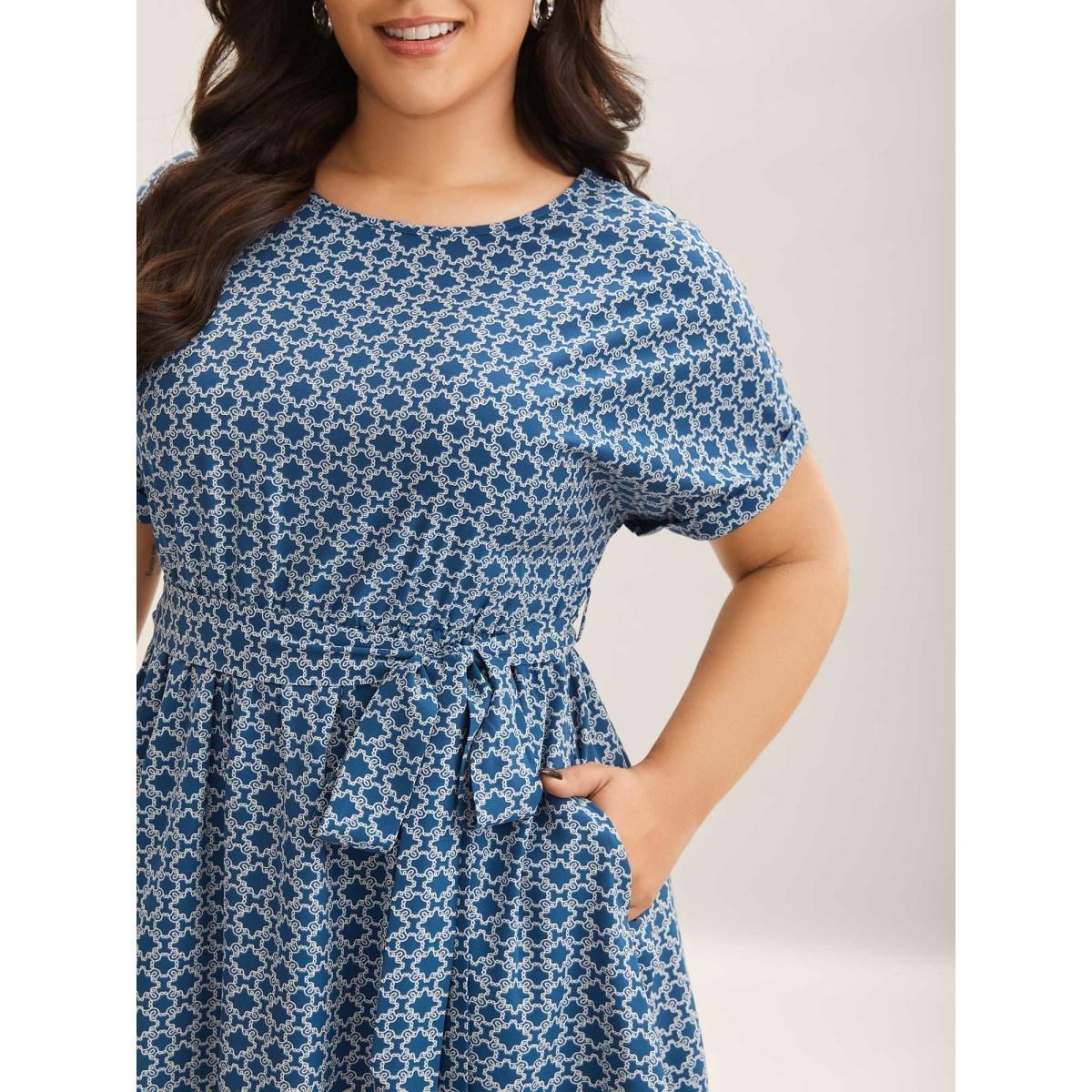 Plus Size Geometric Print Belted Pockets Midi Dress Mediumblue Women Round Neck Short sleeve Curvy BloomChic 18-20/2X Product Image