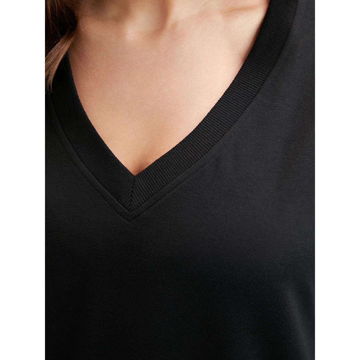 Plus Size Floral Embroidered V Neck Drop Shoulder Sweatshirt Women Black Casual Embroidered V-neck Dailywear Sweatshirts BloomChic 30/6X Product Image