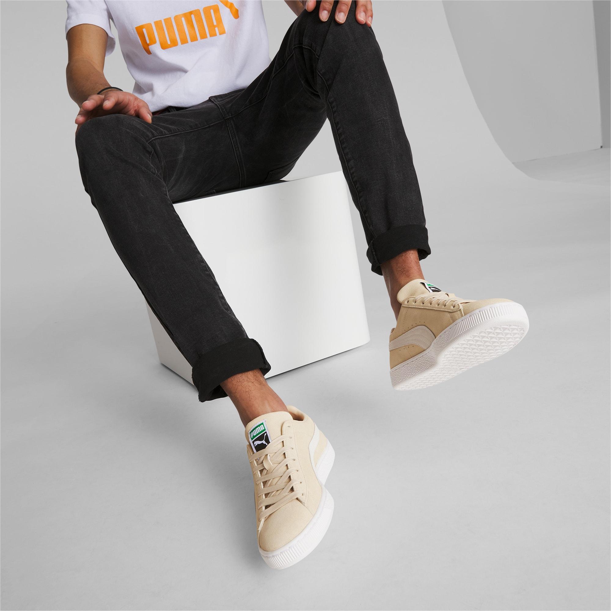 Suede Classic XXI Sneakers Product Image