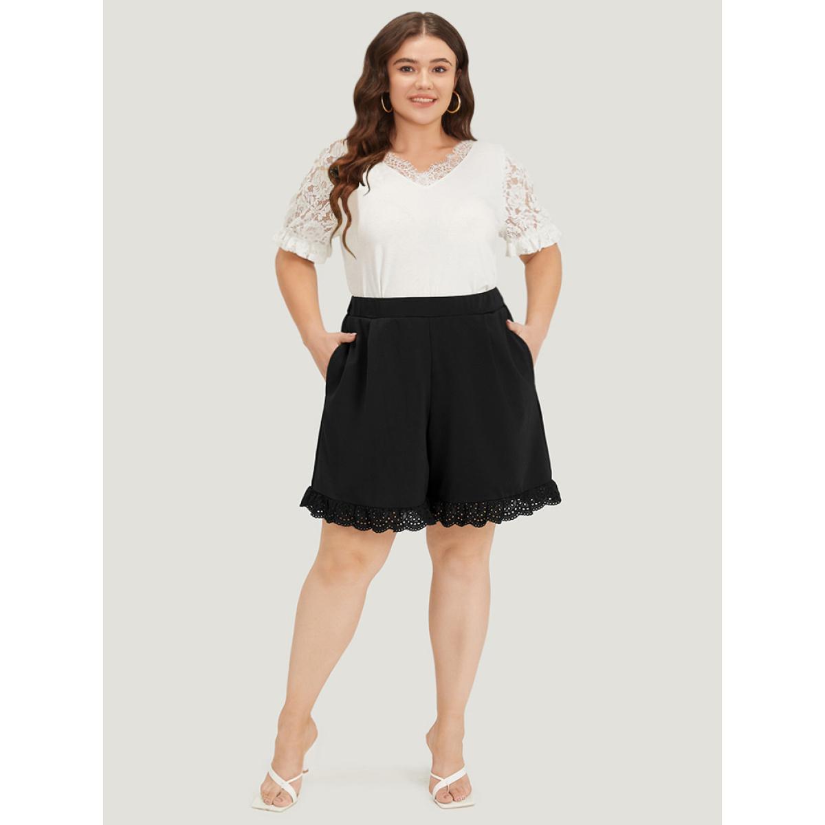Plus Size Solid Broderie Anglaise Pocket Elastic Waist Shorts Women Black Elegant Plain Dailywear Shorts BloomChic 12/L Product Image
