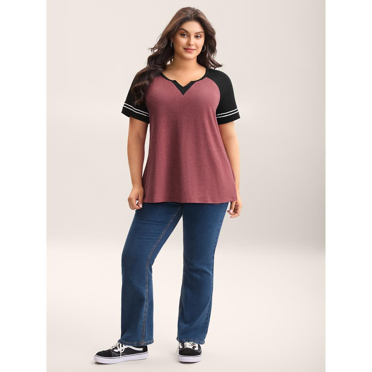 Plus Size Color Contrast Split Neck Everyday T-Shirt Scarlet Women Casual Contrast Notched collar Everyday-Casual T-shirts BloomChic 14-16/1X Product Image