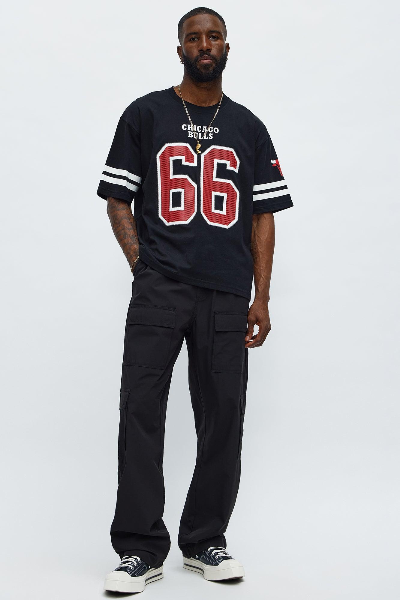 Bulls Boxy Number Tee - Black Product Image