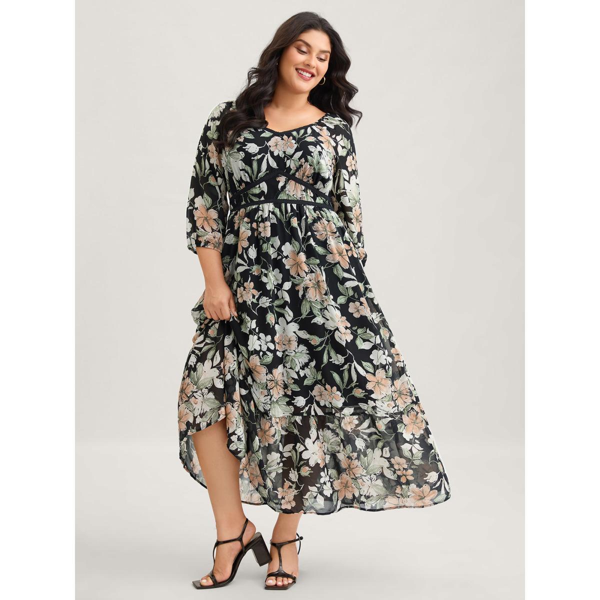 Plus Size Floral Heart Neckline Woven Ribbon Gathered Dress Black Women Elegant Woven ribbon&lace trim Heart neckline Elbow-length sleeve Curvy BloomChic 30/6X Product Image