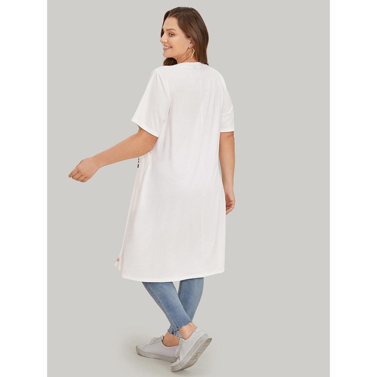 Plus Size Floral Print Pocket Contrast Midi Dress White Women Casual Pocket Round Neck Short sleeve Curvy Midi Dress BloomChic 26/4X Product Image