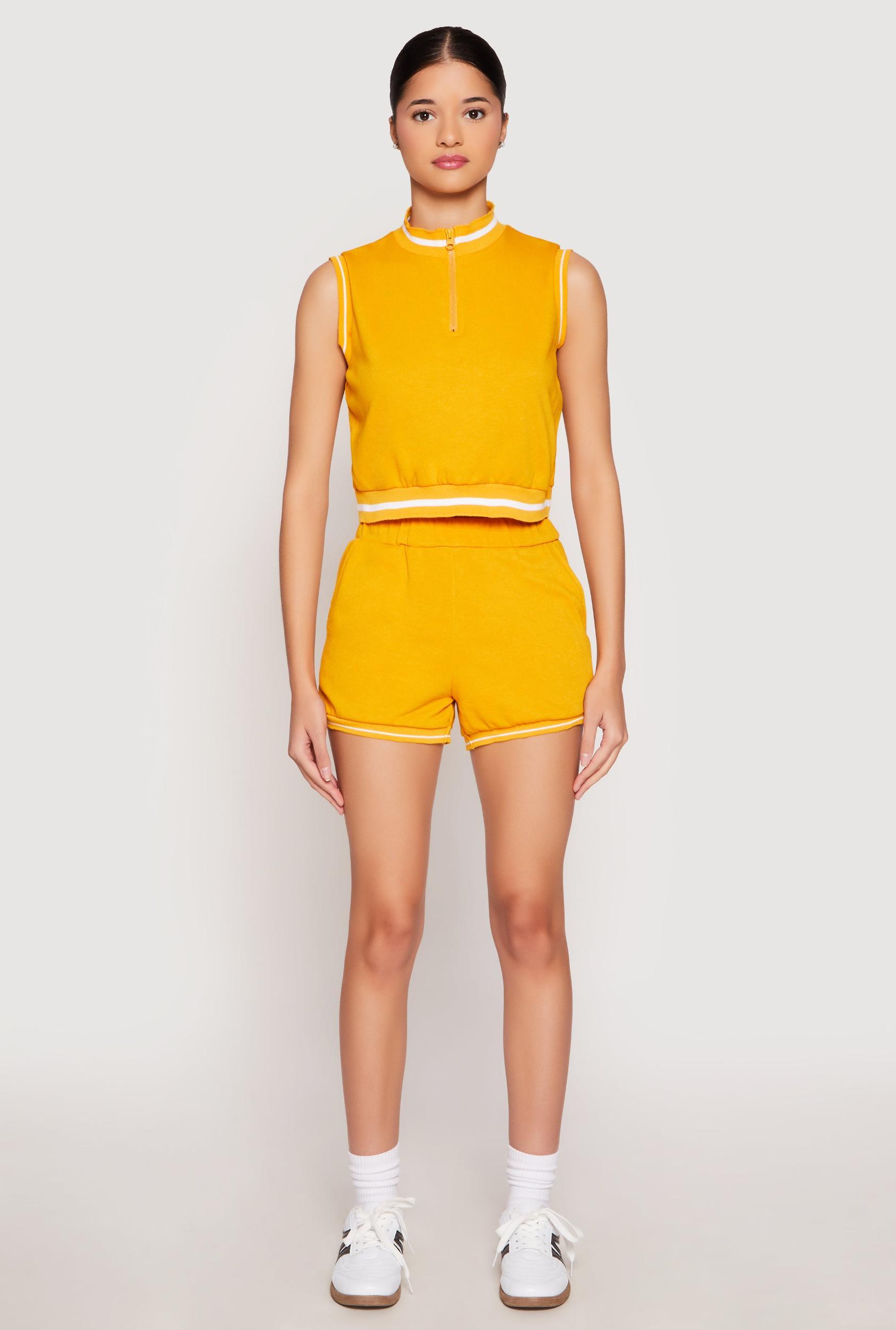 Womens Striped Trim Shorts Product Image