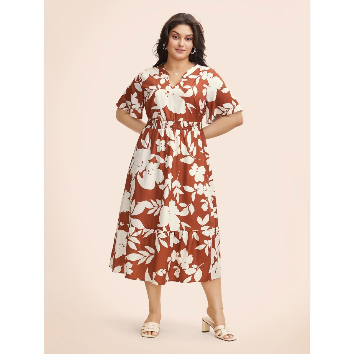 Plus Size Silhouette Floral Print Shirred Ruffles Dress Browncoffeecolor Women Elegant Shirred Notched collar Short sleeve Curvy BloomChic 28/5X Product Image