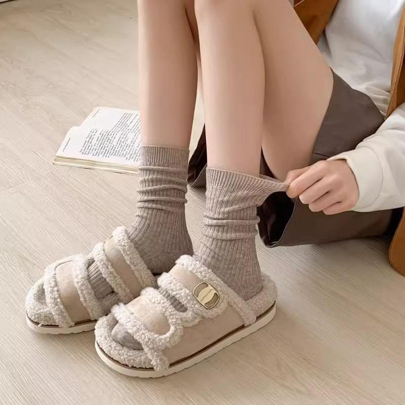 Plain Ribbed Socks Product Image