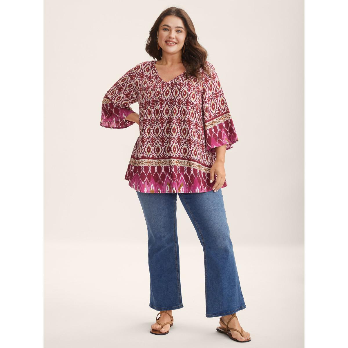 Plus Size Rosered Pin-Tuck Pleat Ornate Print Relaxed Fit Shirt Women Resort Elbow-length sleeve V-neck Vacation Blouses BloomChic 30/6X Product Image