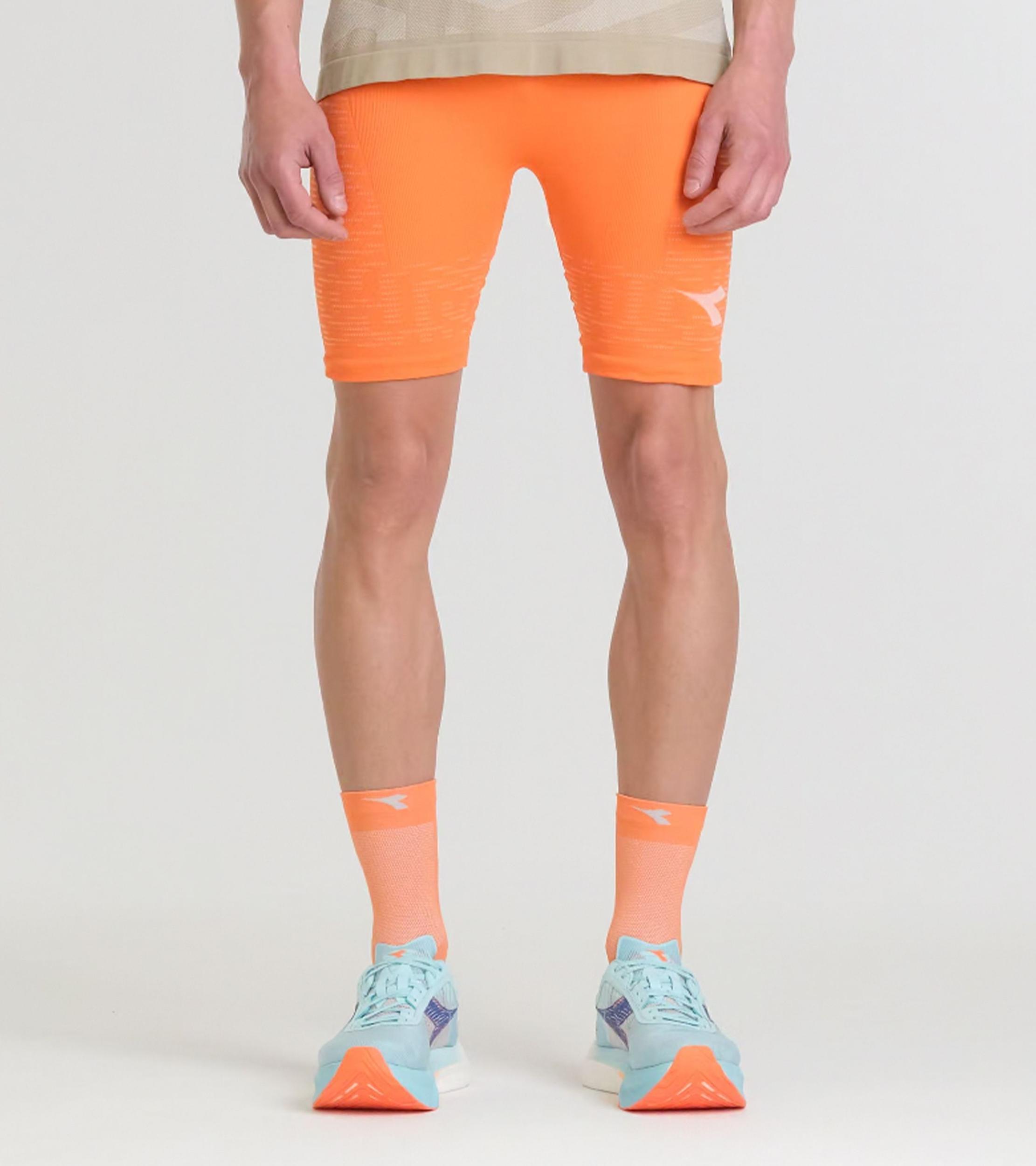 STRATOUNO HALF-TIGHT Product Image