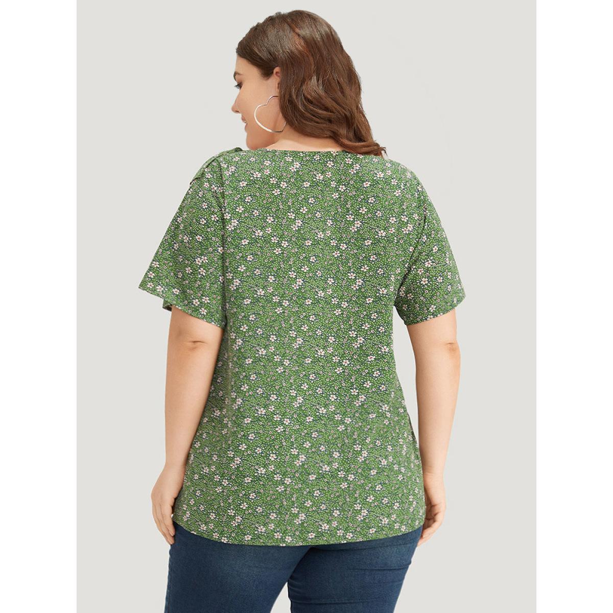Plus Size Green Ditsy Floral Square Neck Flutter Trim Blouse Women Elegant Short sleeve Square Neck Dailywear Blouses BloomChic 12/L Product Image