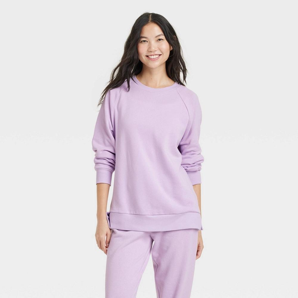 Womens Fleece Sweatshirt - Colsie Purple M: Cotton Blend, Recycled Polyester, Crew Neck, Raglan Long Sleeve, Ribbed Cuffs Product Image