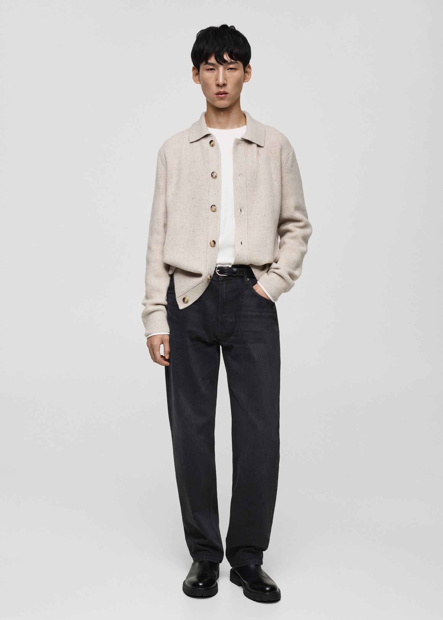 Moby straight-fit black jeans - Men | MANGO USA Product Image