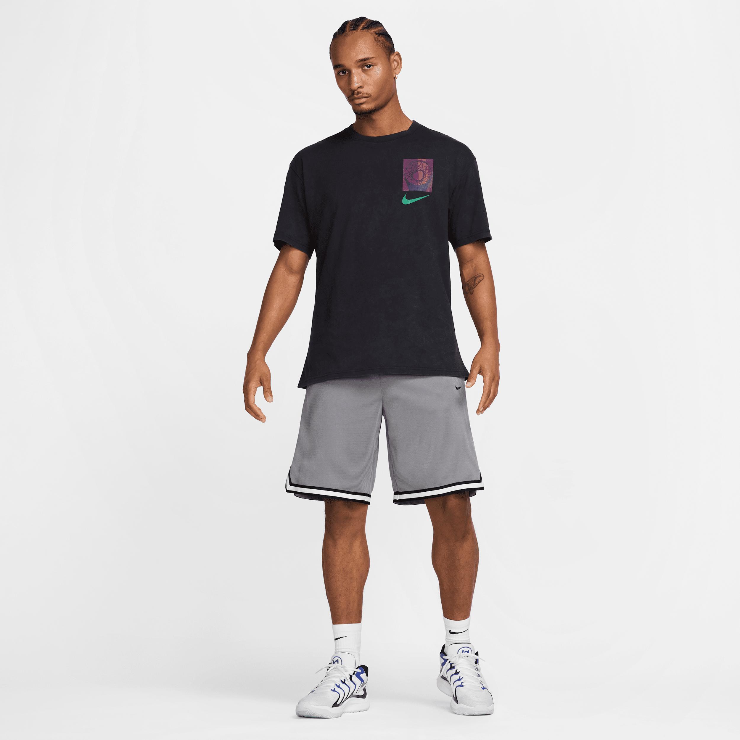 Nike Men's Max90 Basketball T-Shirt Product Image