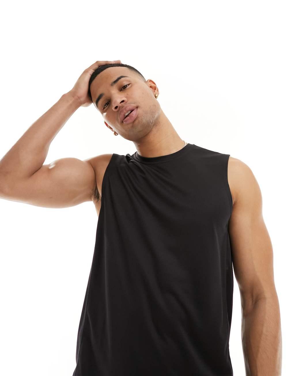 4505 Icon training sleeveless t-shirt with quick dry in black  Product Image