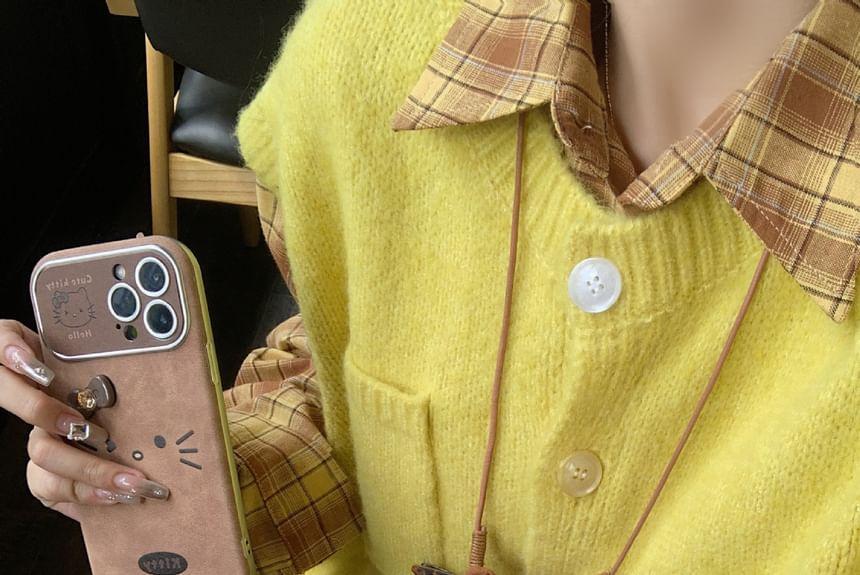 Long-Sleeve Plaid Shirt / Crew Neck Plain Button Sweater Vest Product Image