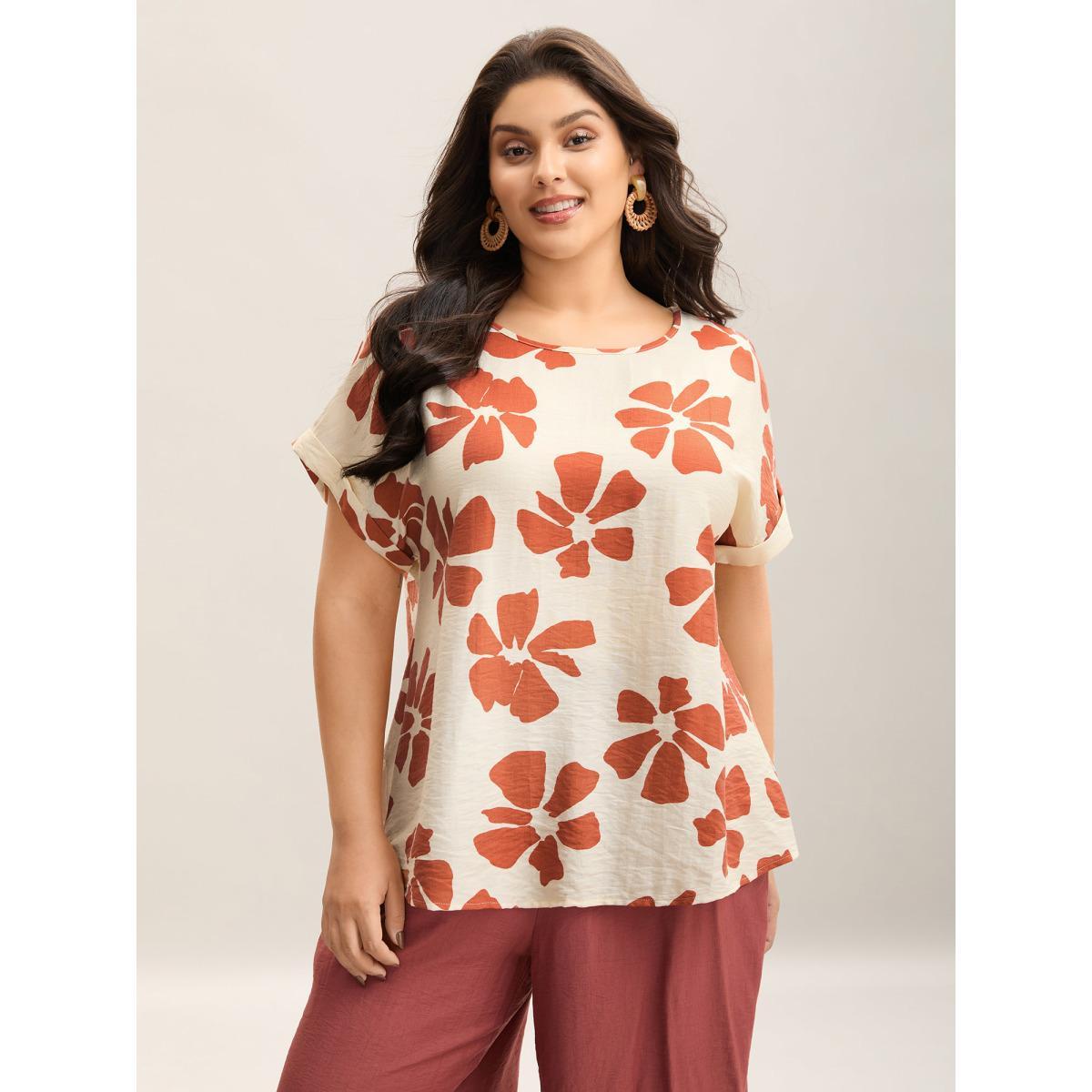 Plus Size Beige Floral Print Crew Neck Half Sleeve Shirt Women Elegant Short sleeve Round Neck Everyday Blouses BloomChic 30/6X Product Image
