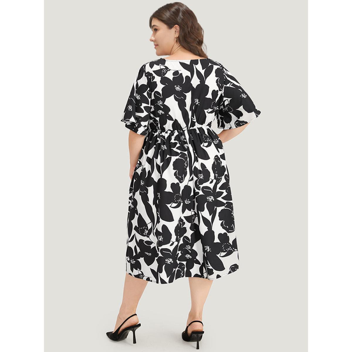 Plus Size Striped & Floral Print Pocket Bowknot Patchwork Dress White Women Office Printed V-neck Short sleeve Curvy Midi Dress BloomChic 30/6X Product Image