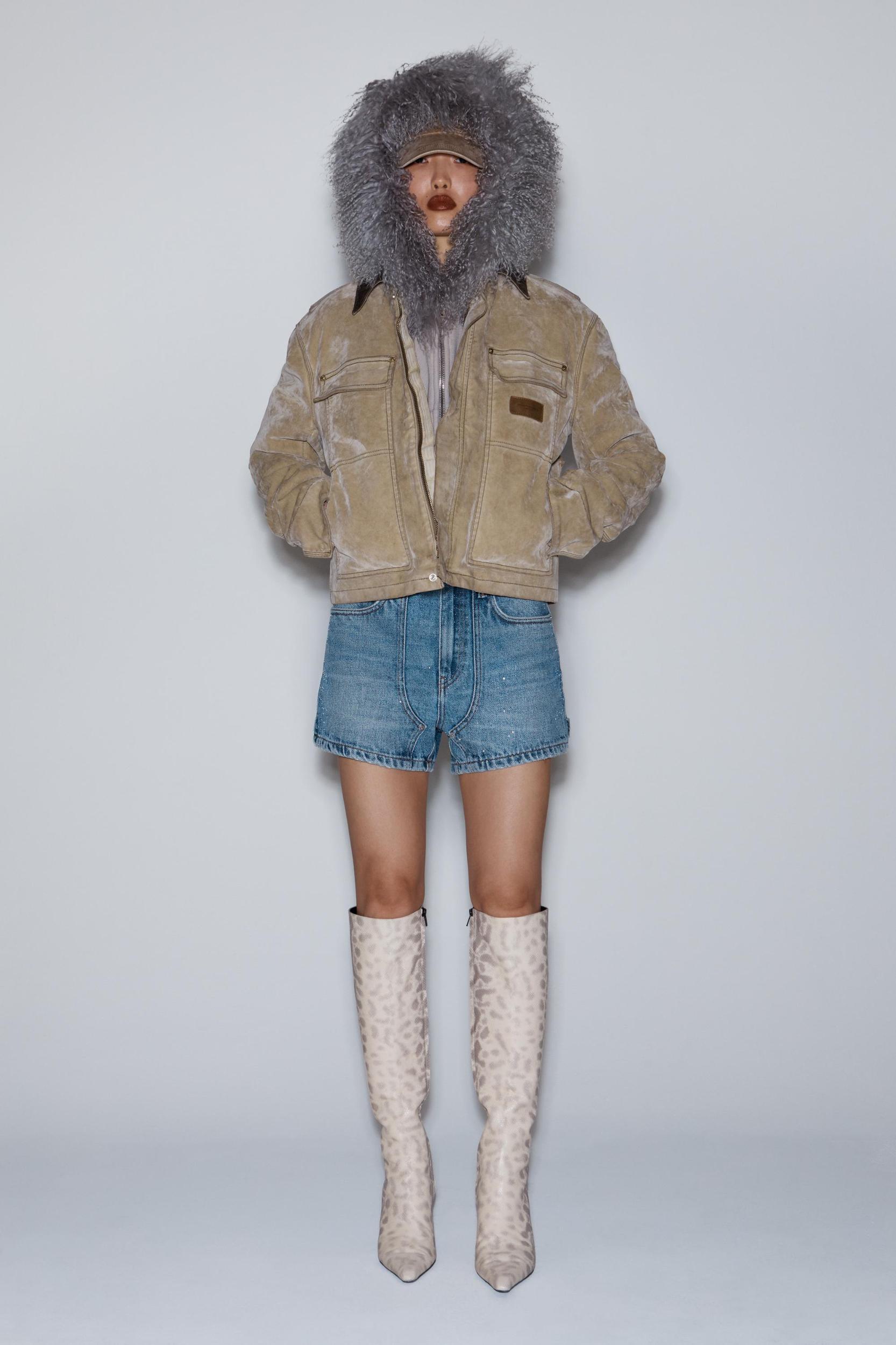 High-waist Workwear Shorts In Clear Bead Hotfix Product Image