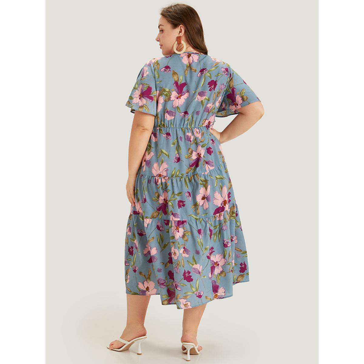 Plus Size Floral Print Pocket Frill Trim Ruffle Layered Hem Dress Blue Women Elegant Gathered V-neck Short sleeve Curvy Midi Dress BloomChic 30/6X Product Image