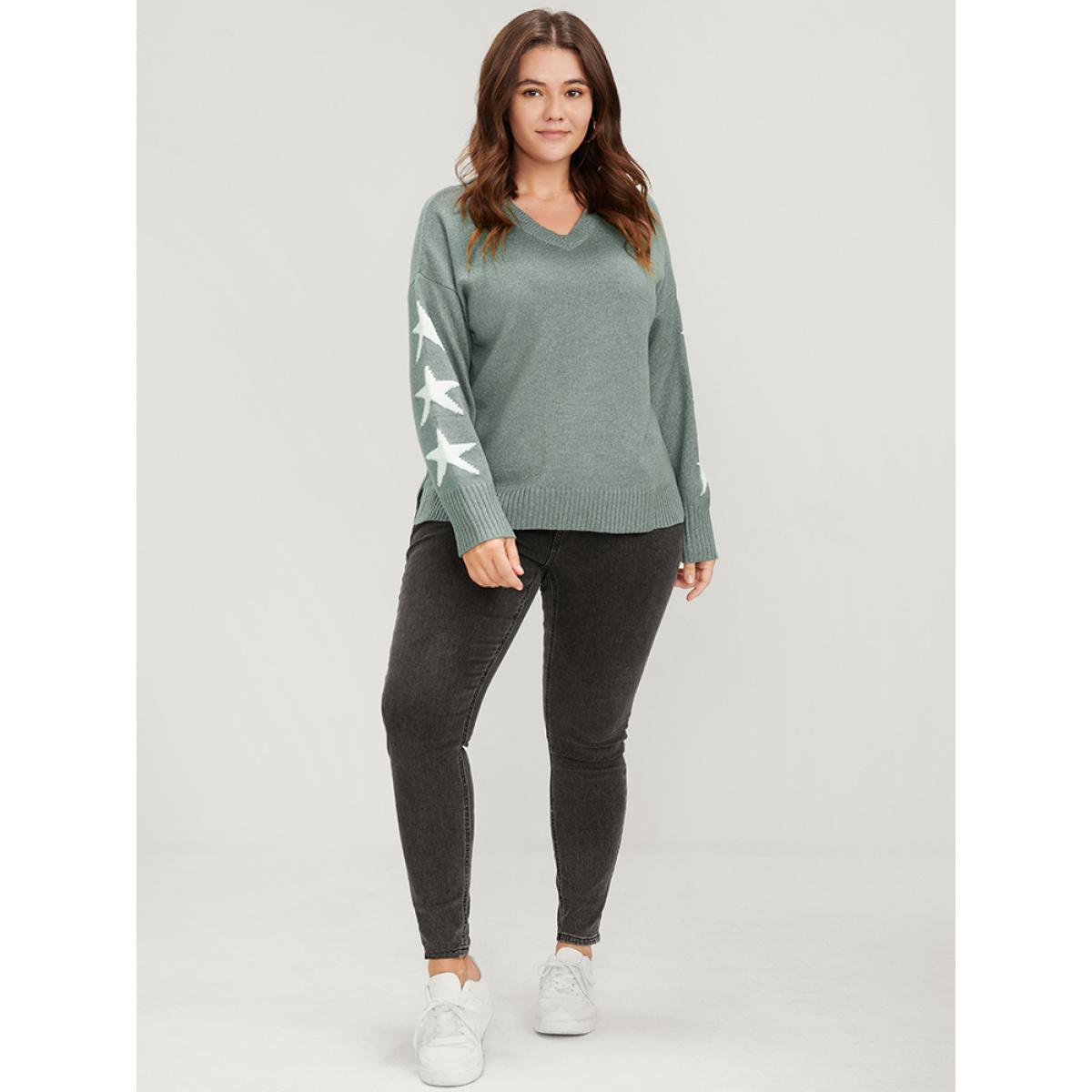 Plus Size Star Print Contrast Pointelle Knit Slpit Hem Knit Top DarkSlateGray Women Casual Long Sleeve V-neck Dailywear Pullovers BloomChic 30/6X Product Image