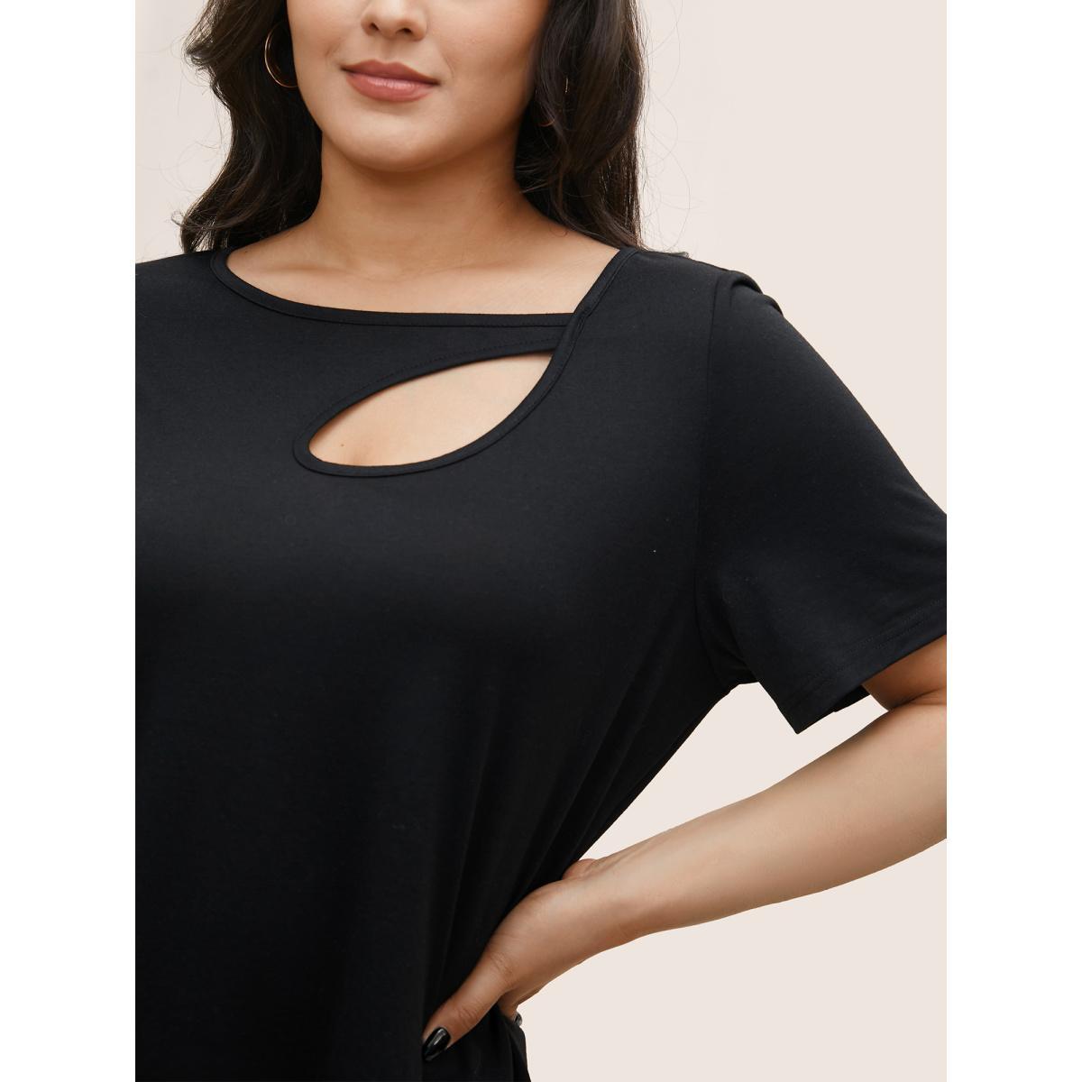 Plus Size Solid Asymmetrical Hem Cut Out T-shirt Black Women Casual Cut-Out Plain Asymmetrical Neck Everyday T-shirts BloomChic 18-20/2X Product Image