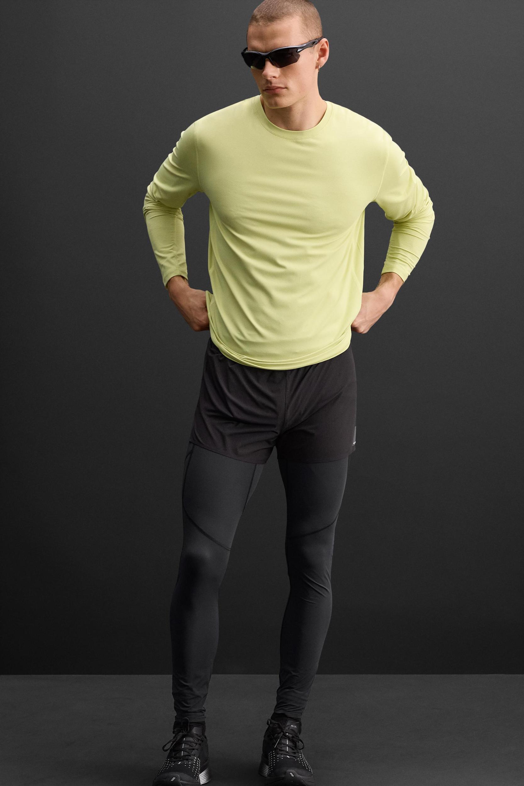 TRAINING TIGHTS Product Image