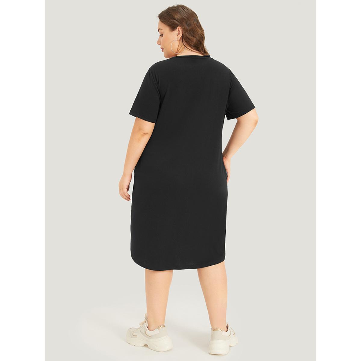 Plus Size Graphic & Letter Print Pocket Cut Out Dress Black Women Casual Plain Curvy Midi Dress BloomChic 10/M Product Image