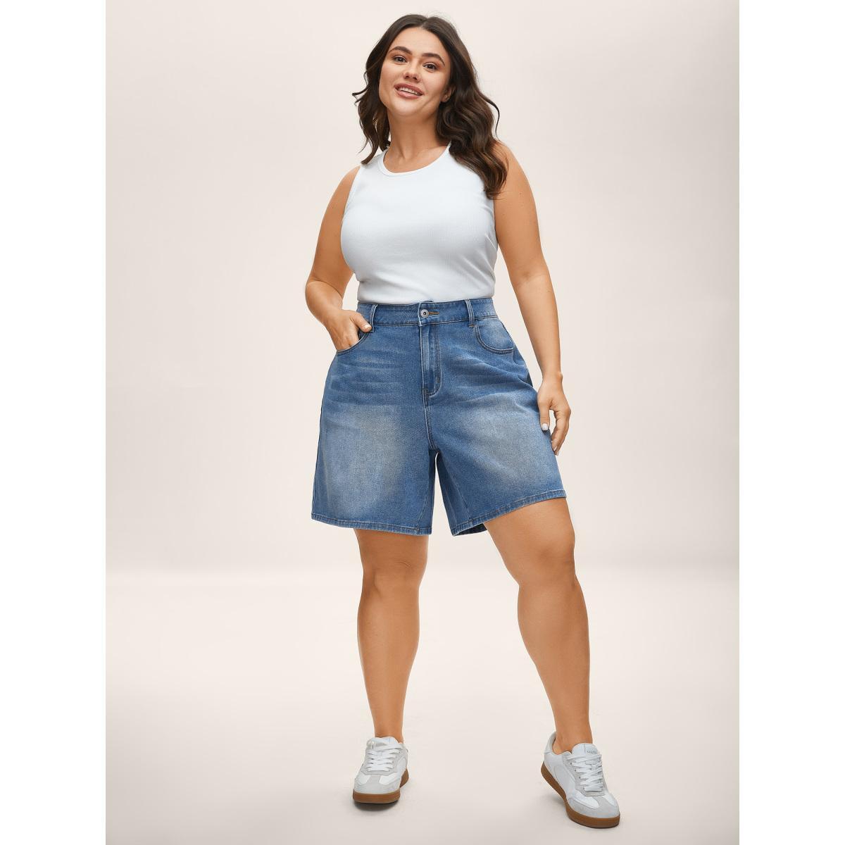 Plus Size Whiskered Wash Wide-Leg Denim Shorts Women Denimlightblue No stretch Everyday-Casual Slanted pocket Denim Shorts BloomChic 16/1X Product Image