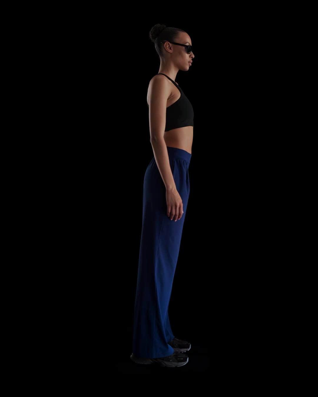 Nike 24.7 PerfectStretch Women's Dri-FIT High-Waisted Loose Wide-Leg Pants Product Image