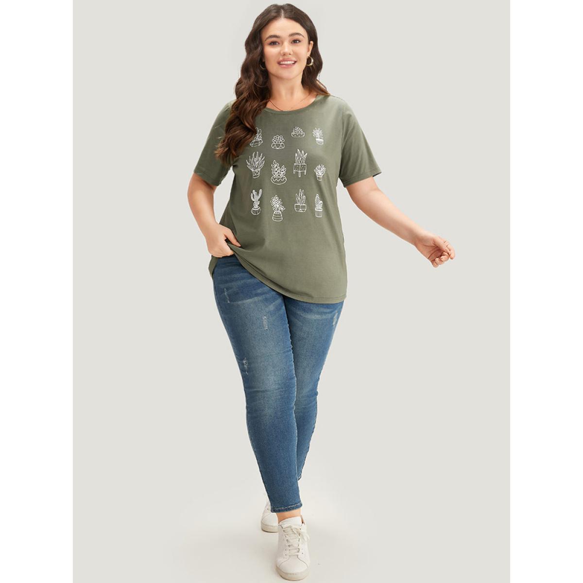 Plus Size Plants Print Round Neck T-shirt ArmyGreen Women Casual Printed Natural Flowers Dailywear T-shirts BloomChic 10/M Product Image