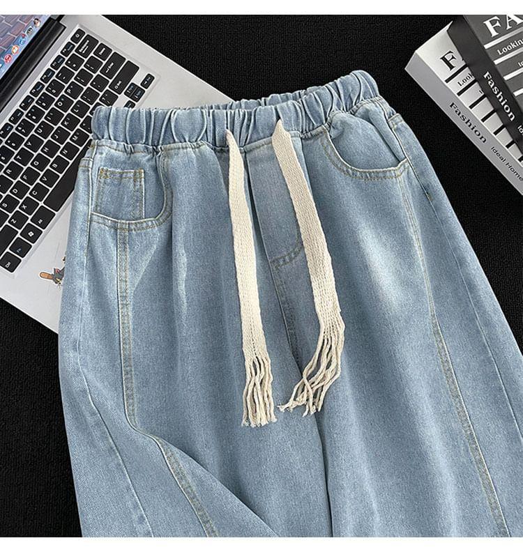 Elastic Waist Washed Denim Shorts Product Image
