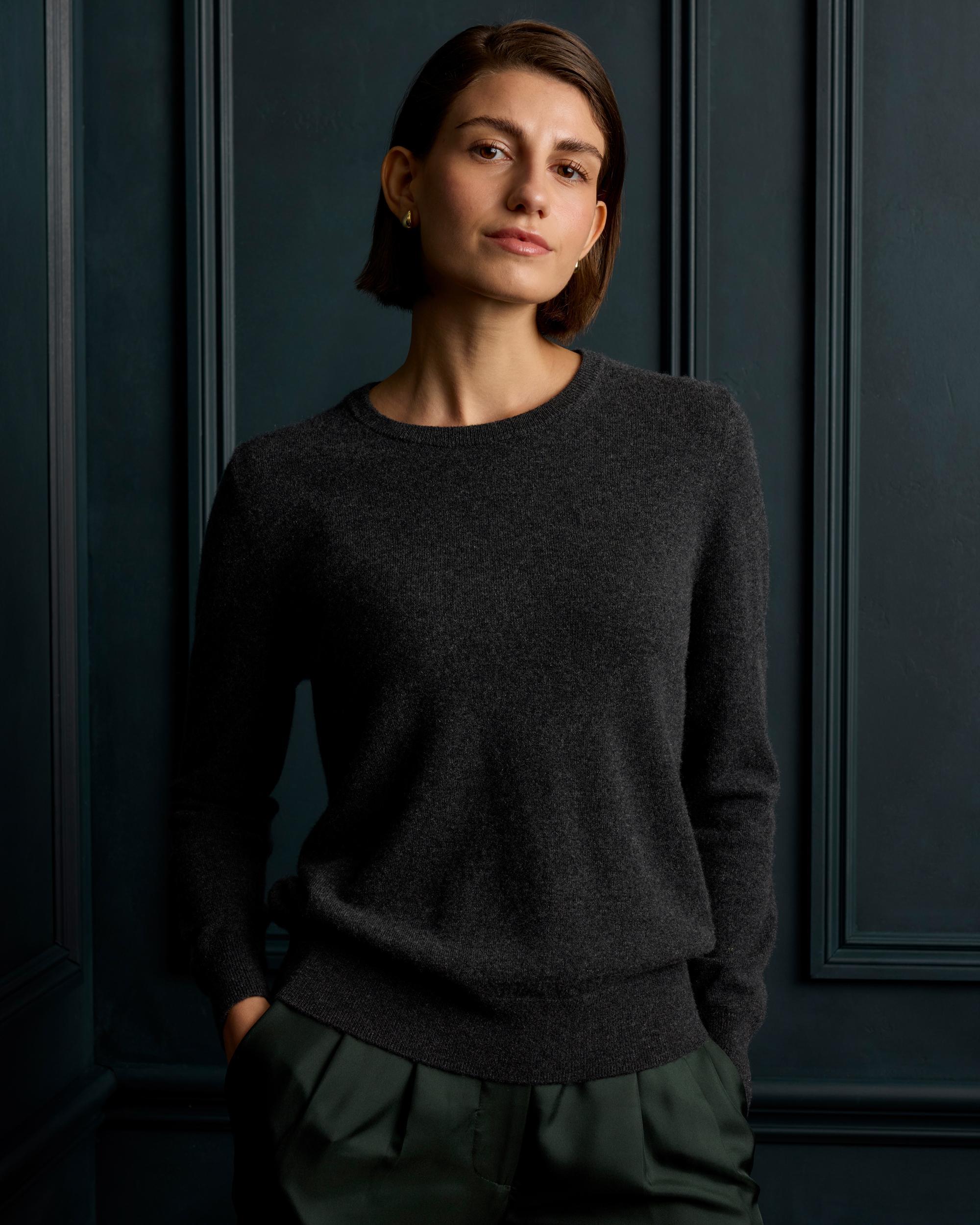 Quince | Women's Mongolian Cashmere Crewneck Sweater Product Image