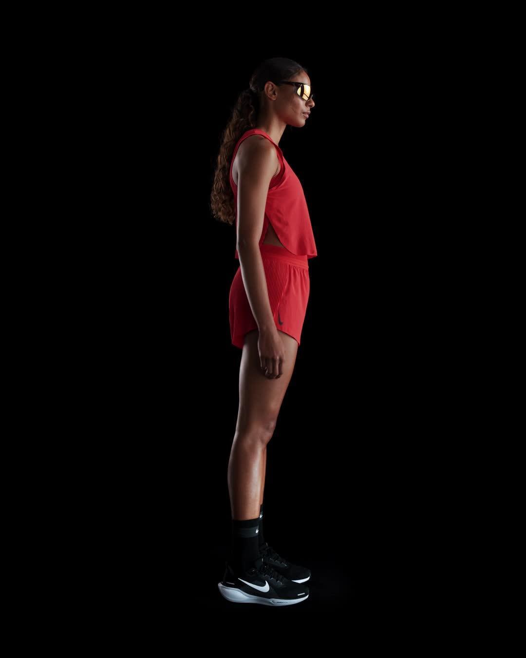Nike AeroSwift Women's Dri-FIT ADV Cropped Running Tank Top Product Image