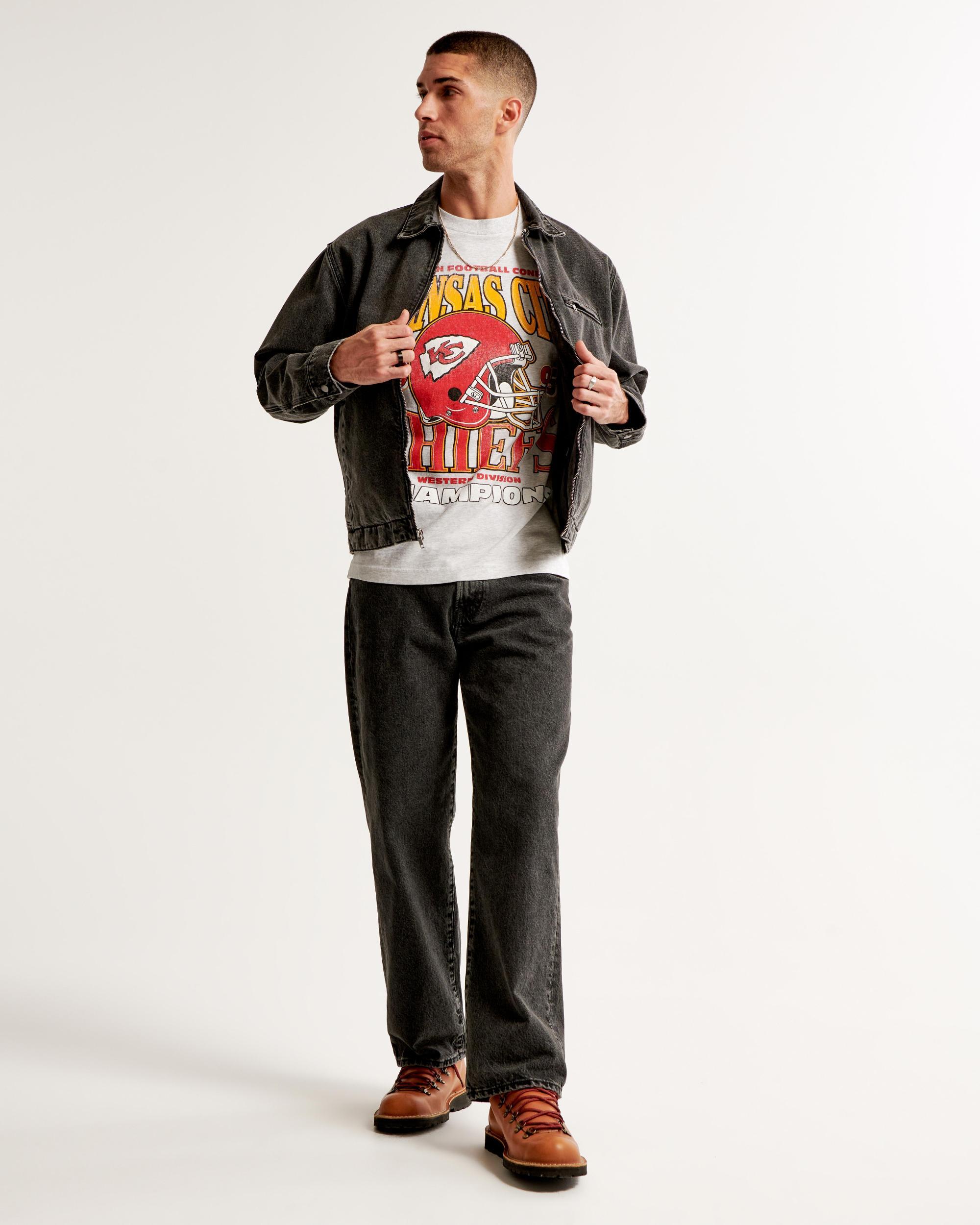 Tampa Bay Buccaneers Graphic Tee Product Image