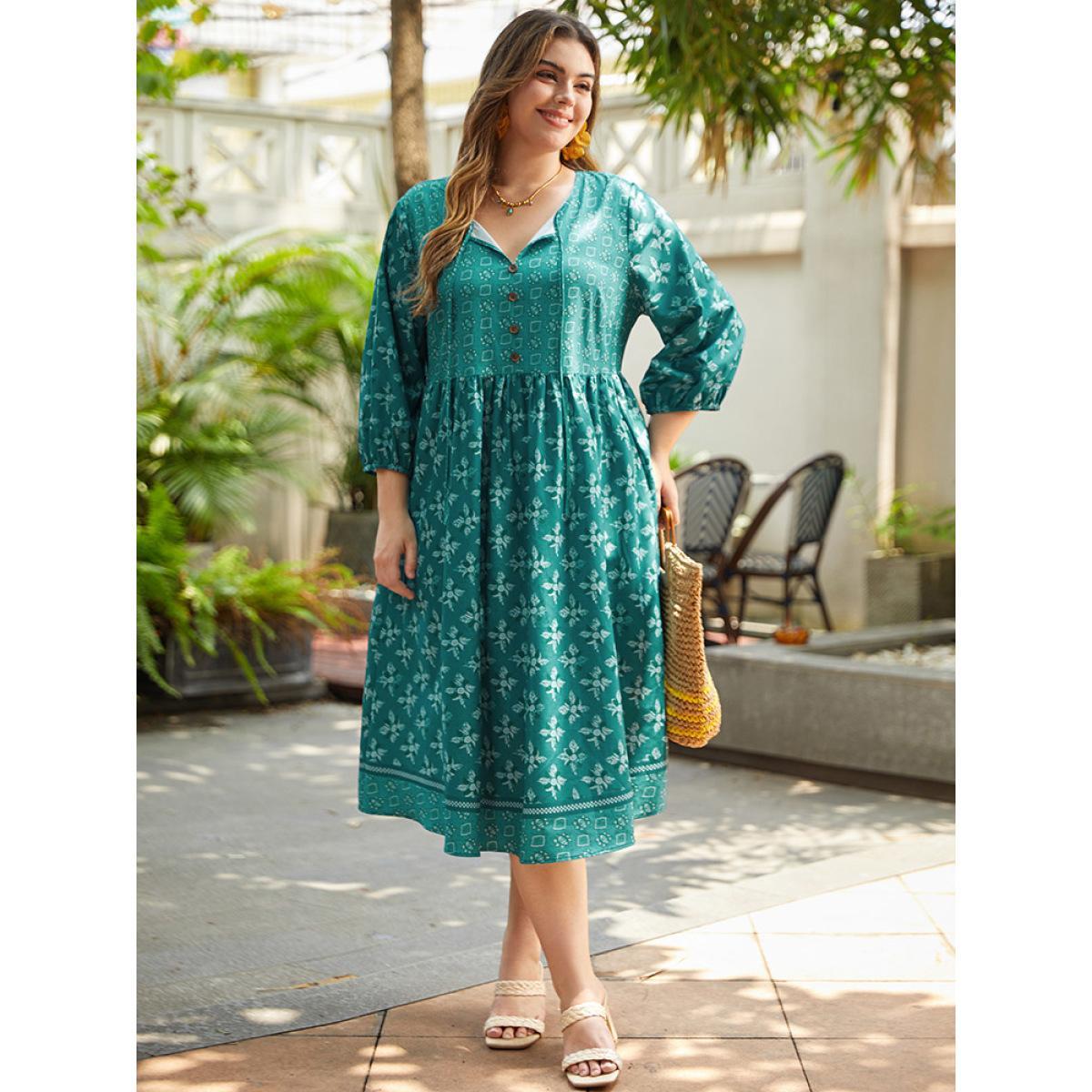 Plus Size Bandana Print Tie Neck Button Detail Dress Emerald Women Vacation Elastic cuffs Tie Neck Elbow-length sleeve Curvy Midi Dress BloomChic 22-24/3X Product Image