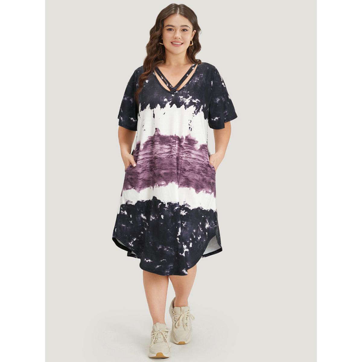 Plus Size Tie Dye Crisscross Pocket Curved Hem Dress Multicolor Women Casual Tie Dye V-neck Short sleeve Curvy Midi Dress BloomChic 28/5X Product Image
