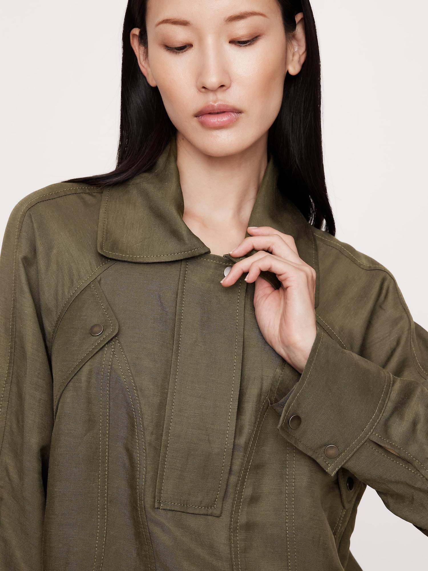 Oversized Viscose-Linen Popover Product Image