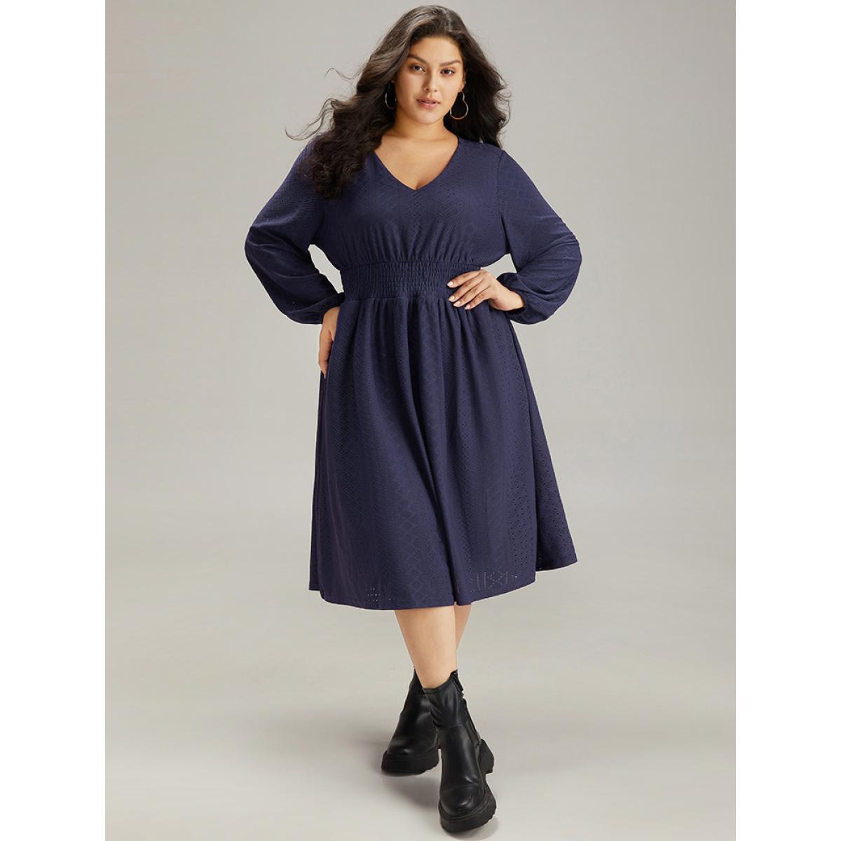 Plus Size Plain Textured Shirred Ruffle Hem Dress DarkBlue Women Casual Elastic cuffs V-neck Long Sleeve Curvy Midi Dress BloomChic 30/6X Product Image