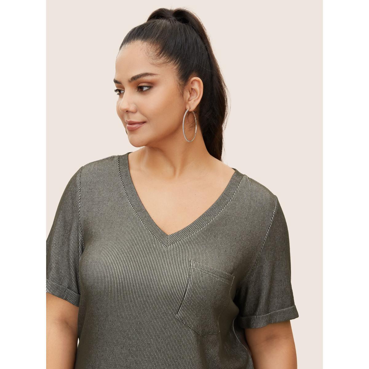 Plus Size Pit Strip Patched Pocket Split Side T-shirt DimGray Women Casual Texture V-neck Everyday T-shirts BloomChic 30/6X Product Image