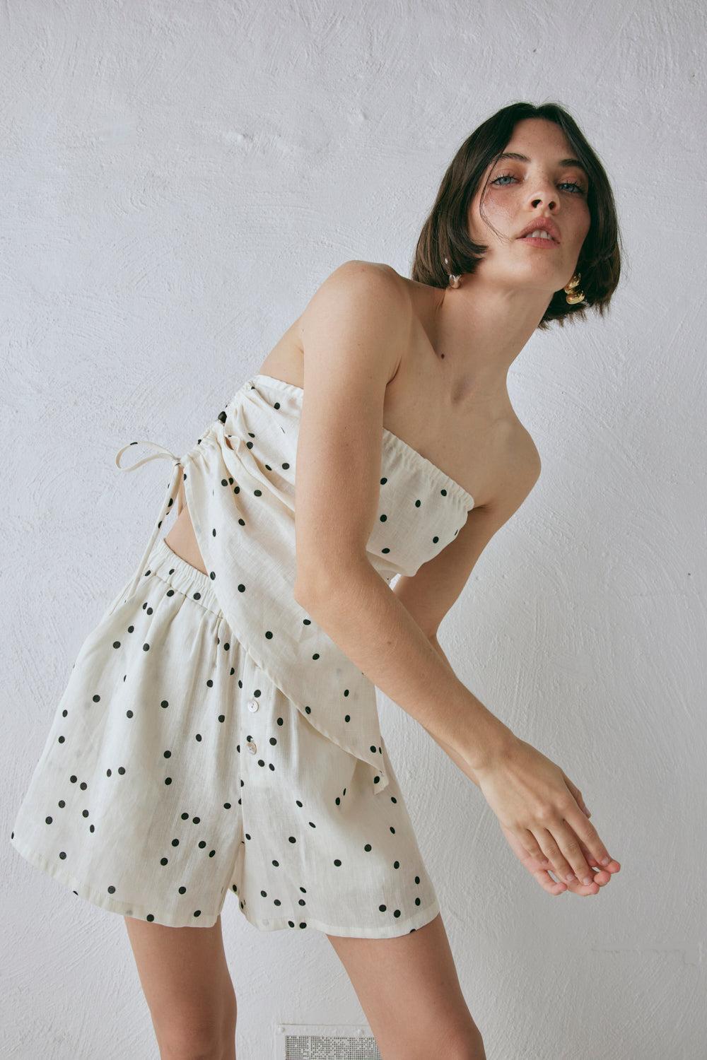 Eliza Linen Shorts Dot Product Image