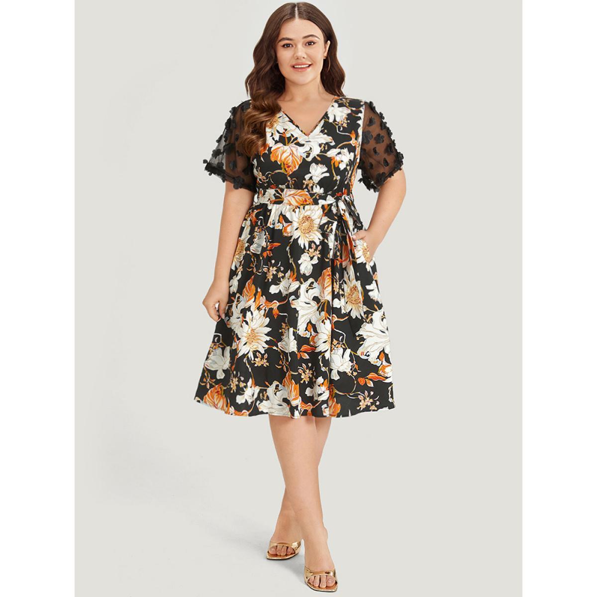 Plus Size Floral Print Mesh Pocket Belted Patchwork Dress Black Women Glamour Belted V-neck Short sleeve Curvy Knee Dress BloomChic 26/4X Product Image