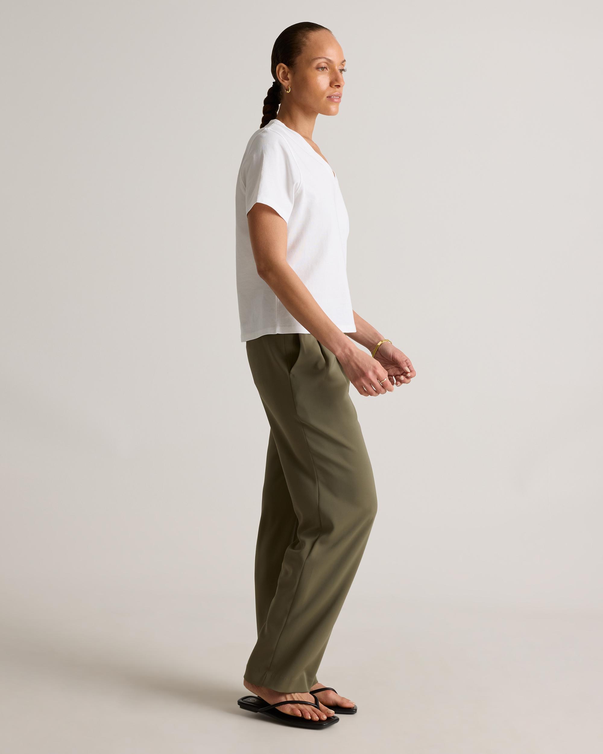 Quince | Women's Boxy V-Neck T-Shirt Size XL, Organic Cotton Product Image