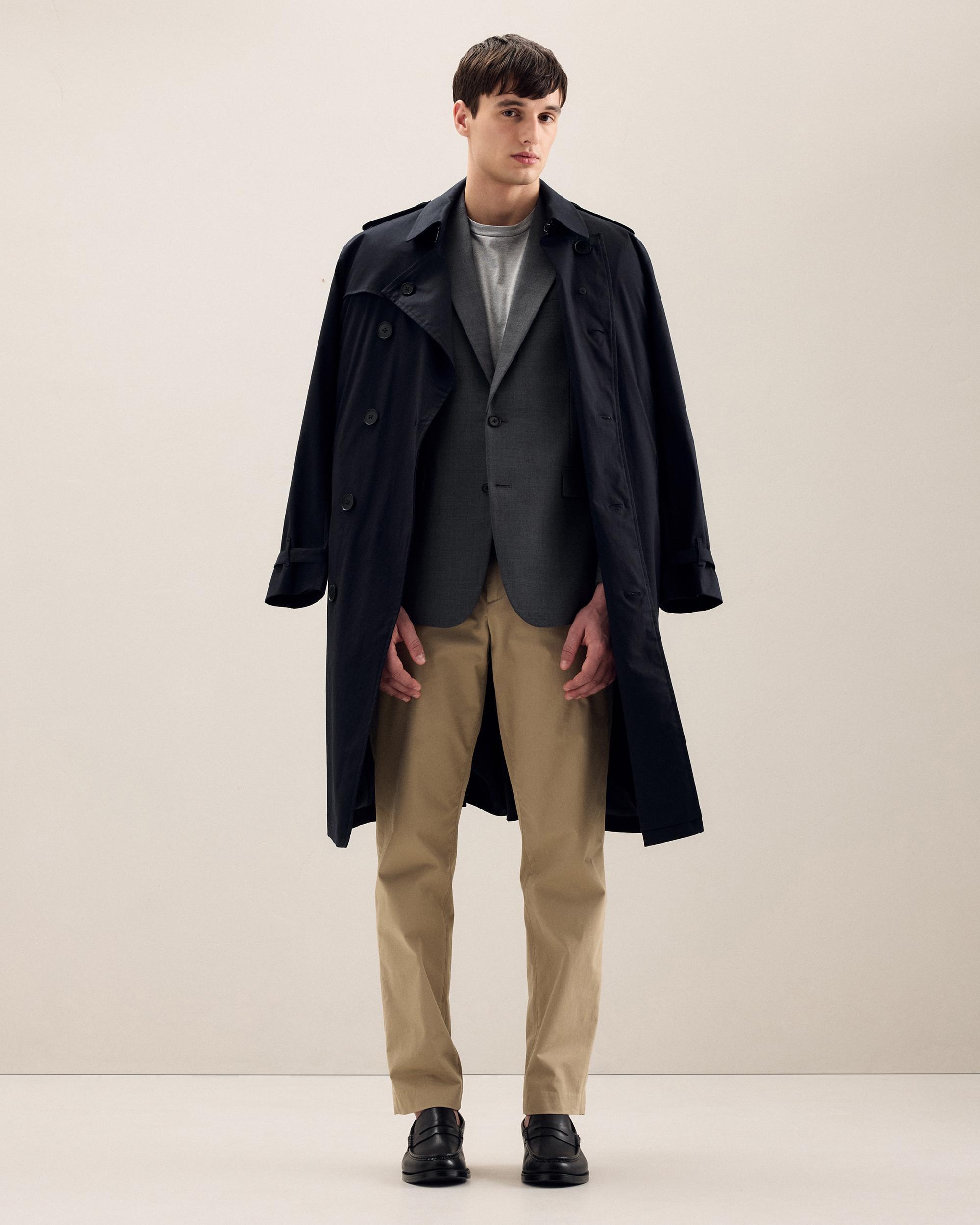 Quince | Men's Comfort Stretch Long Trench Coat Organic Cotton Product Image
