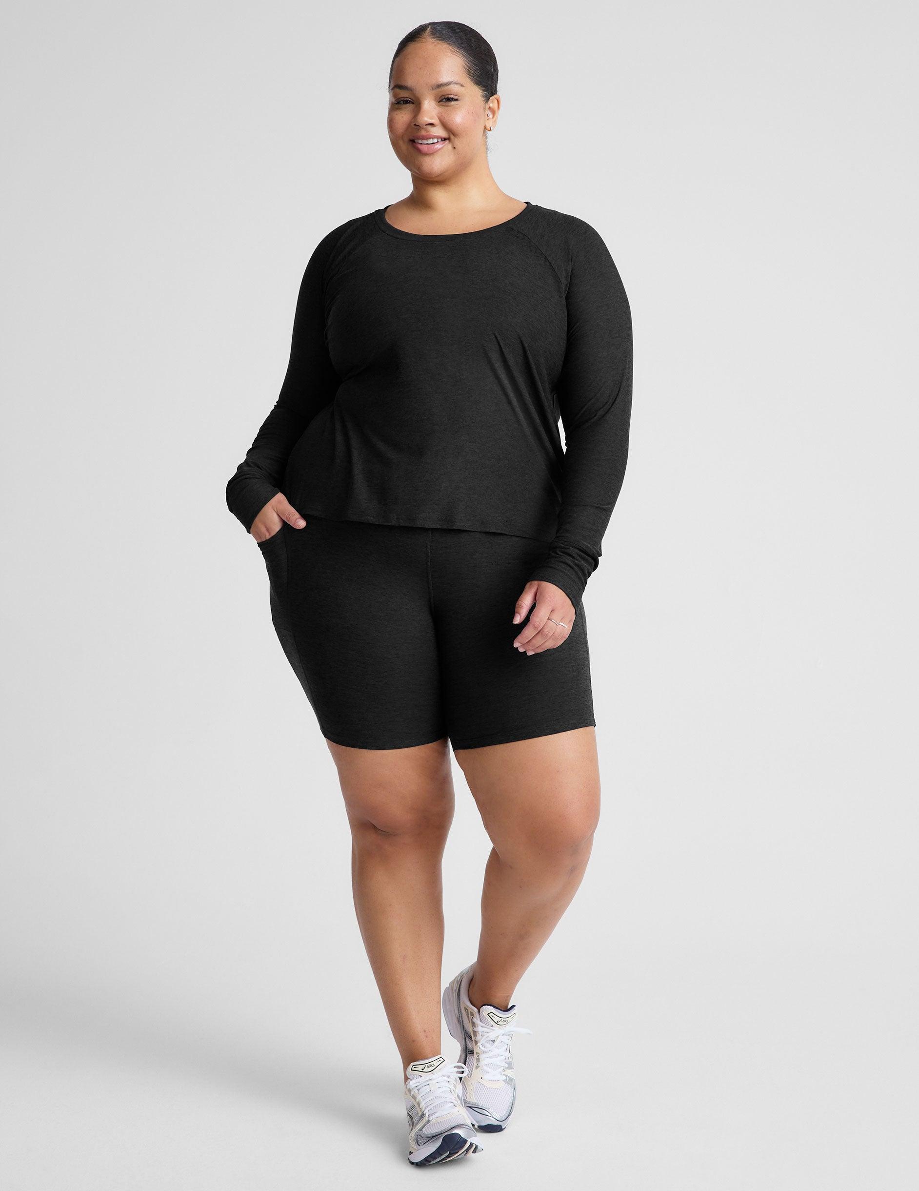 Featherweight Daydreamer Pullover Product Image