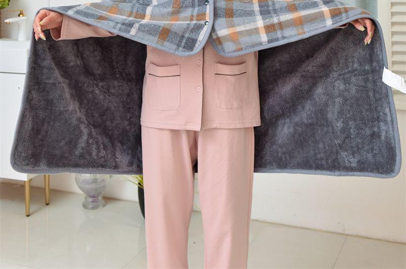 Print Flannel Cape (Various Designs) Product Image