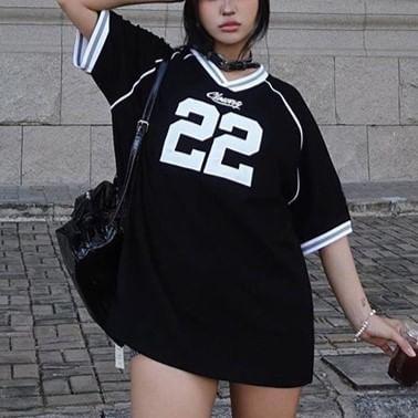 Elbow-Sleeve Crewneck Numbering T-Shirt Product Image